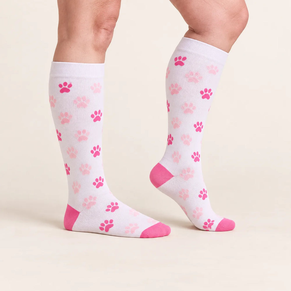 Lovelle Lift compression socks in Pink Paw – side view – graduated compression from ankle to knee