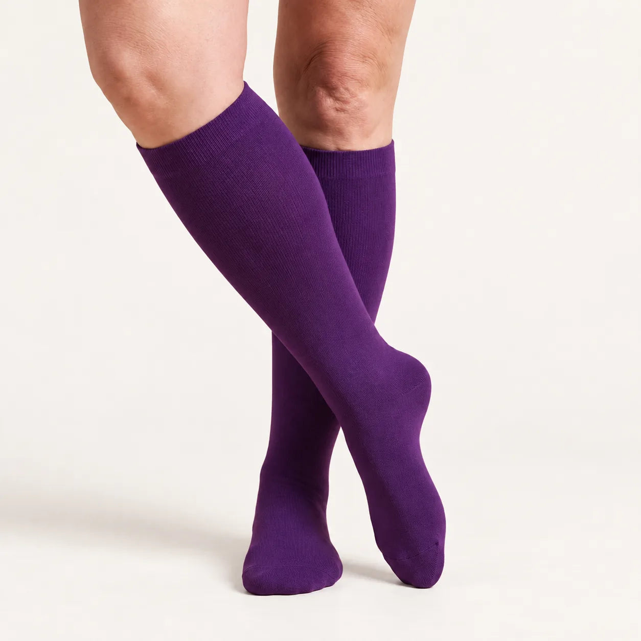 Lovelle Lift compression socks in the Purple design